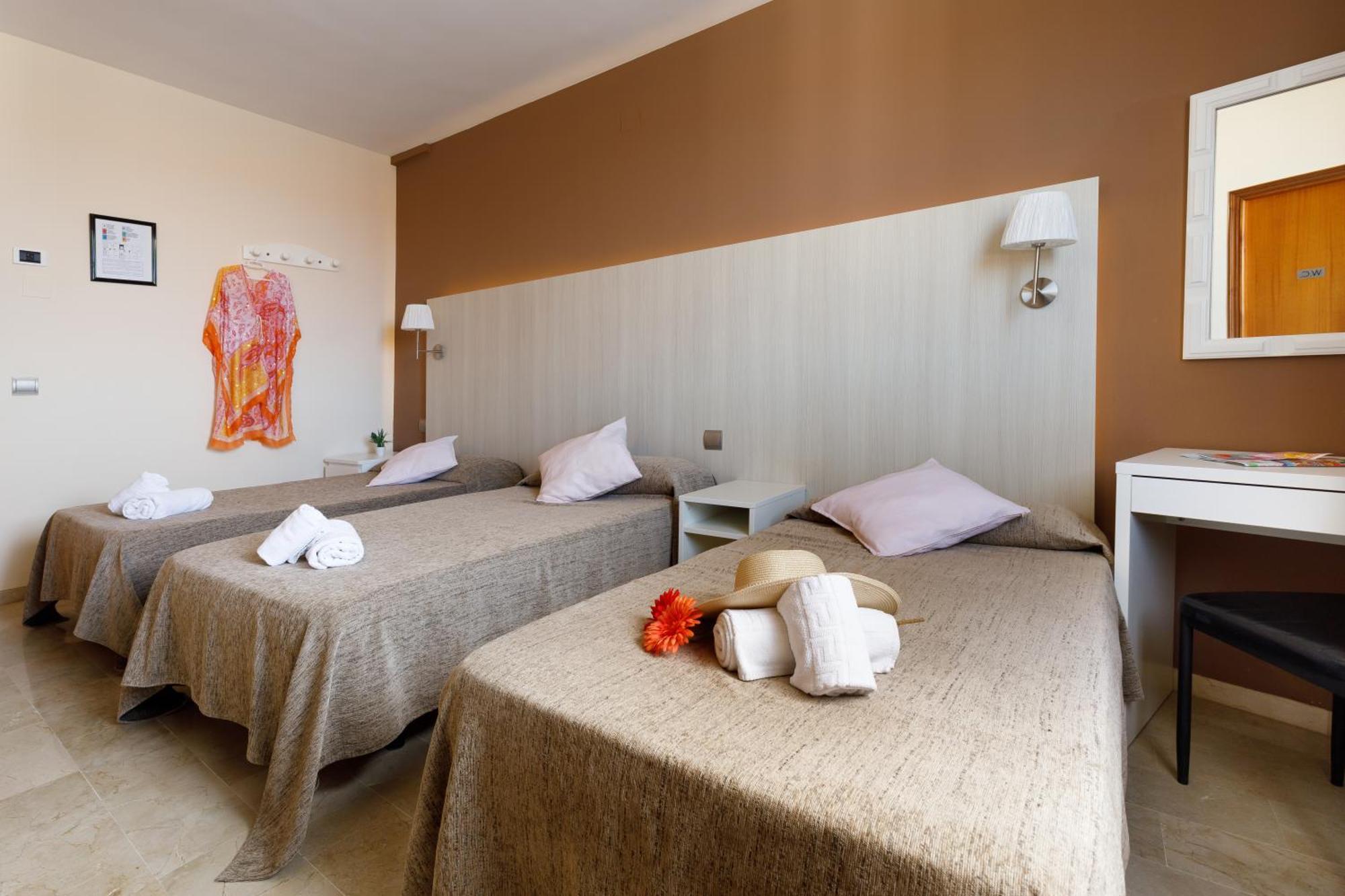 Hotel Alguer Л'Амеля-да-Мар Екстер'єр фото